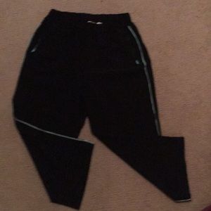 Comfy capris